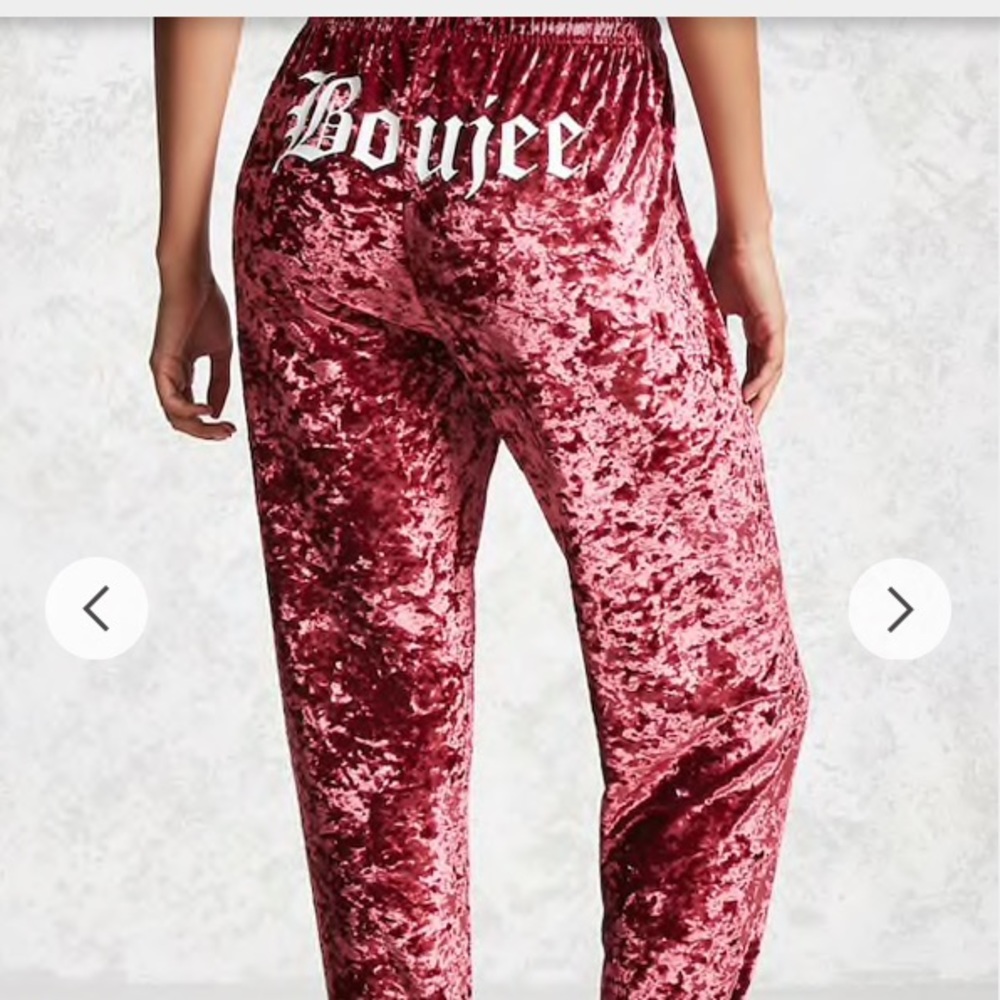 🌹✨ Forever 21 “Boujee” Joggers (Size S)